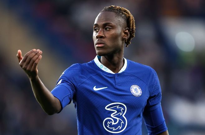 Chalobah: La apretada agenda no es excusa, todos en el salón están frustrados