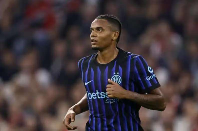 Akanji: Tenemos la iniciativa de clasificarnos y prometemos anotar triples y esperamos seguir en el Inter de Milán