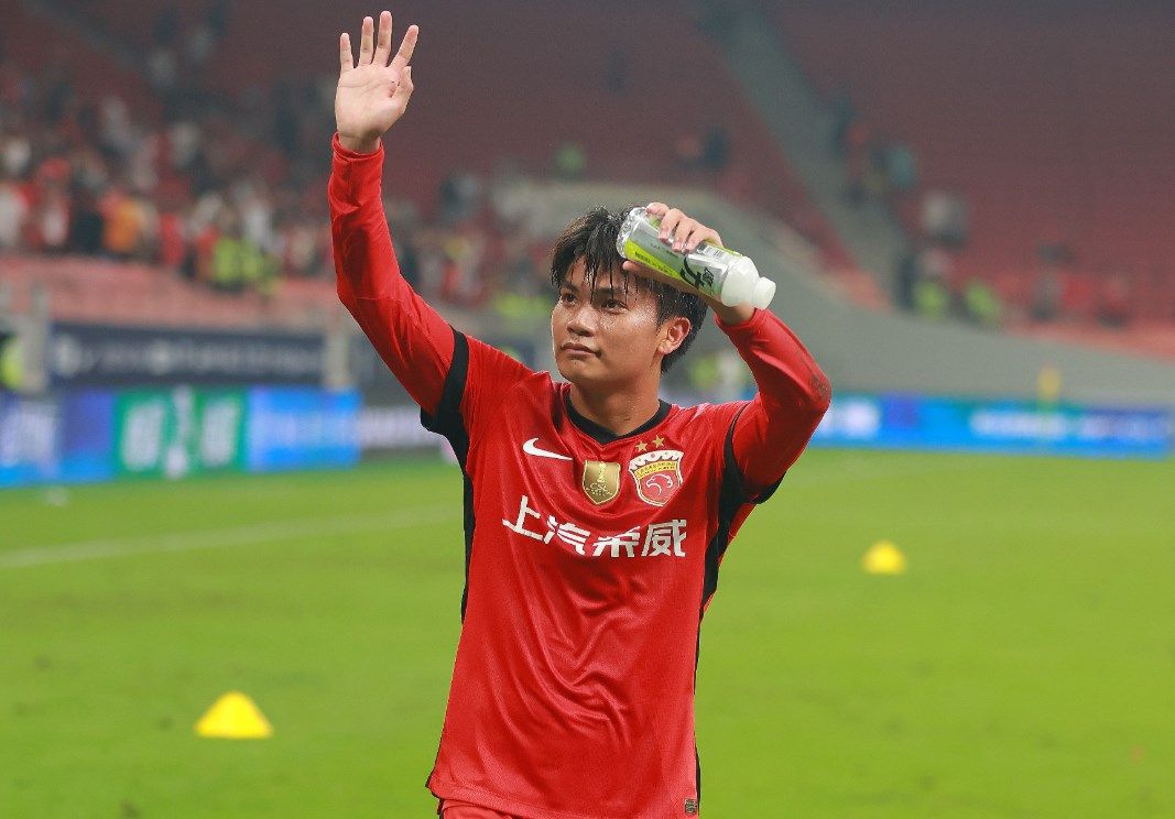 Beiqing: Kuai Jiwen, Li Xinxiang y otros se unirán hoy a la selección nacional de fútbol sub-22 después de participar en los Juegos Nacionales