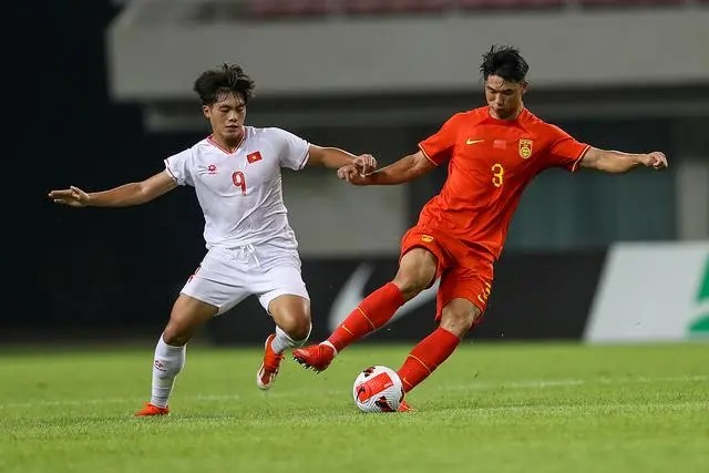 Medios vietnamitas: China U22 tiene una gran escasez de jugadores, se espera que todos los jugadores principales de Vietnam ganen fácilmente