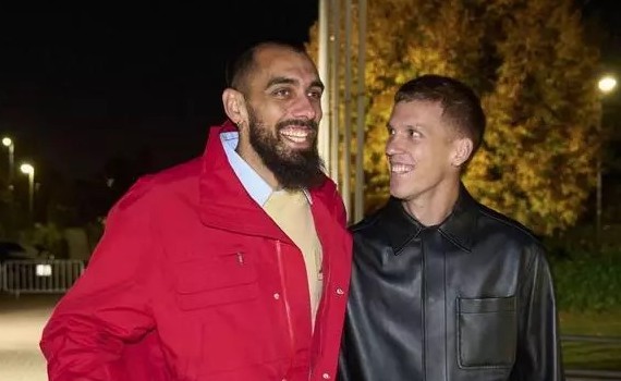 Iglesias: No apunta en absoluto al Mundial; sorprendido por la madurez de Yamal