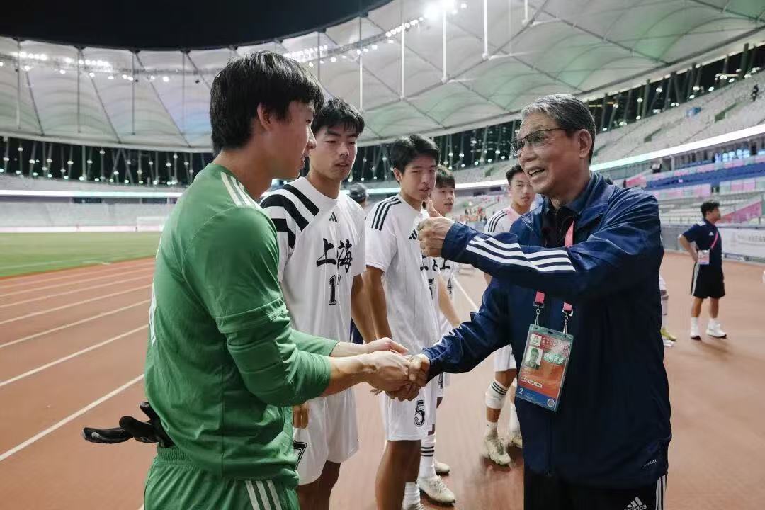 Xu Genbao: Es demasiado agotador llevar al equipo a participar en los Juegos Nacionales. Espero que los jugadores jóvenes sean mejores que Wu Lei.