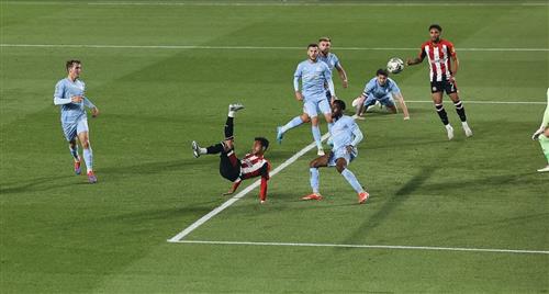 Brentford contra Leyton Orient
