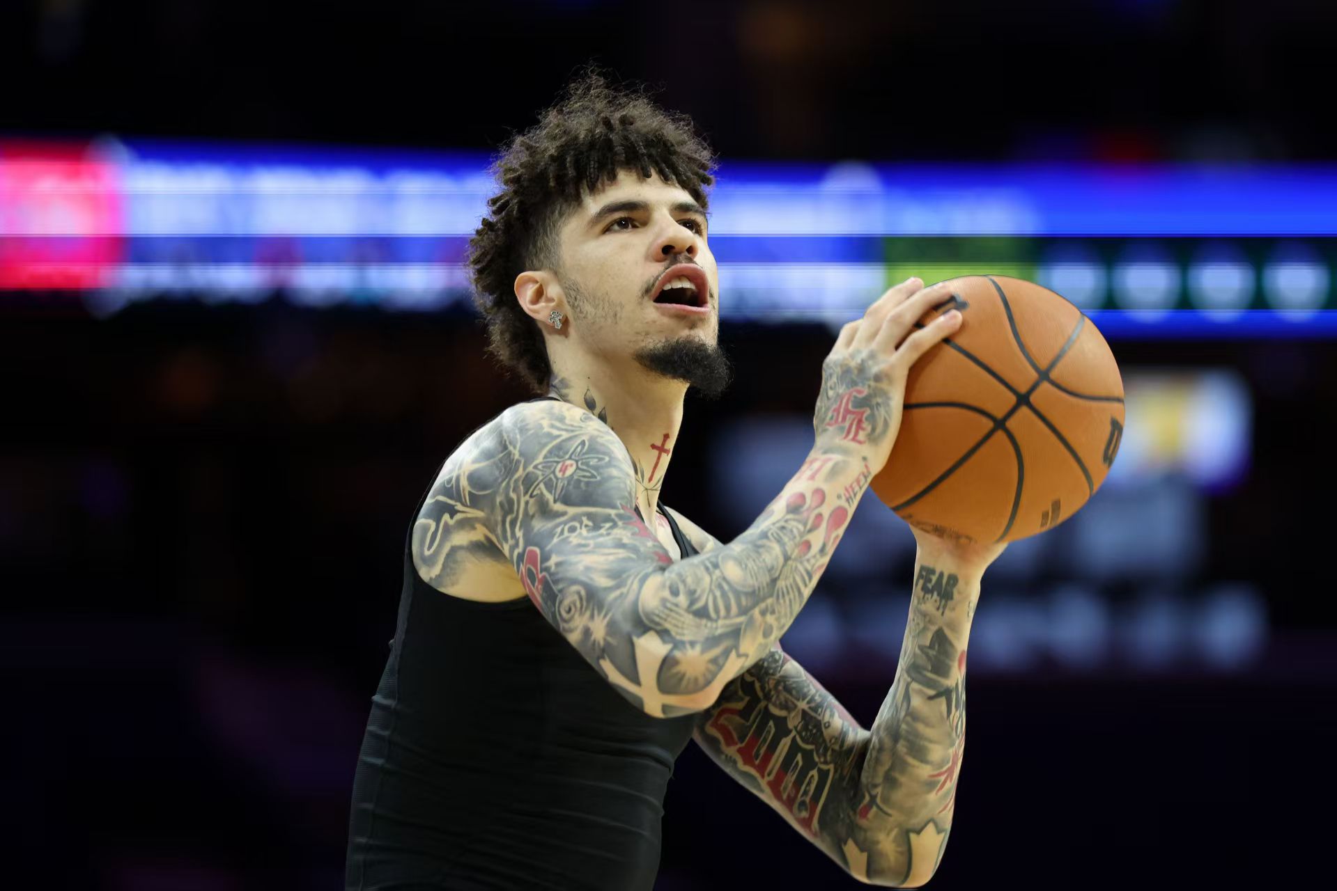 Anuncio oficial de los Hornets: Sango y Plumlee fueron enviados al equipo de la Liga de Desarrollo para practicar con el equipo