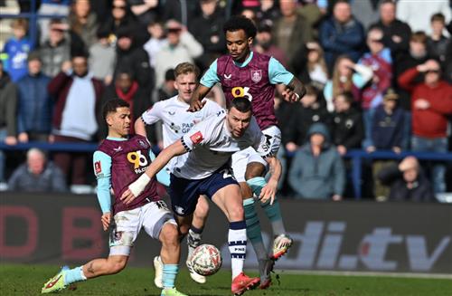 North Preston contra Burnley