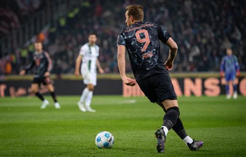 B. Mönchengladbach vs Bayern Múnich