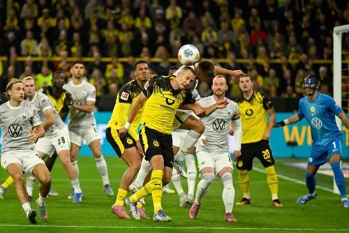 Dortmund-Wolfsburgo