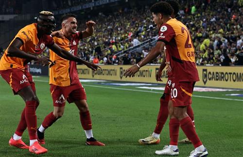 Fenerbahçe vs Galatasaray