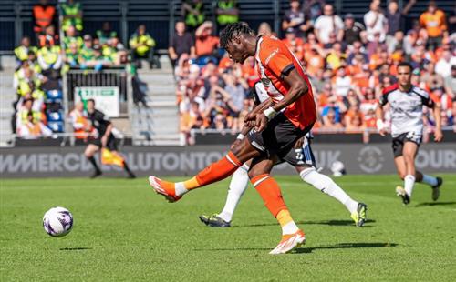 Luton Town-Fulham