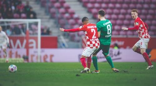 Maguncia 05 vs Augsburgo