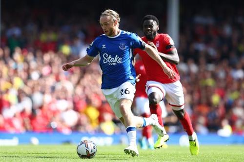 Nottingham-Everton