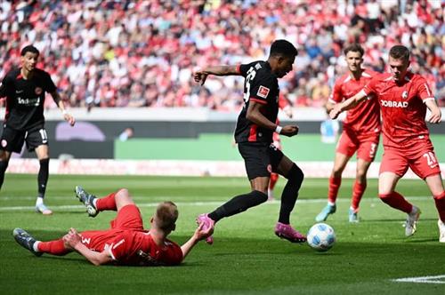 Friburgo vs Eintracht Frankfurt