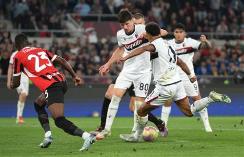 Bolonia vs AC Milan
