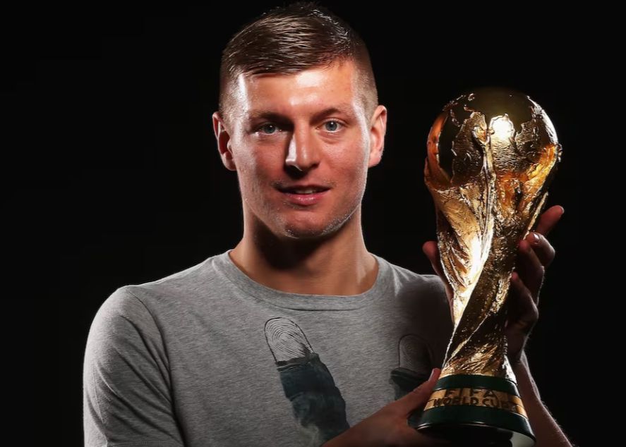 Kroos: 