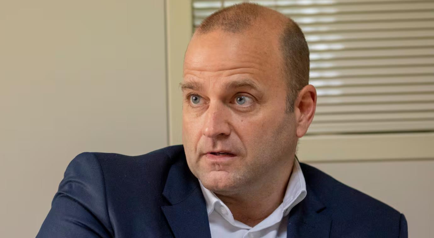 El ex candidato critica a Laporta: al perder mil millones de euros en cinco años, el Barcelona bajo su liderazgo no tiene futuro