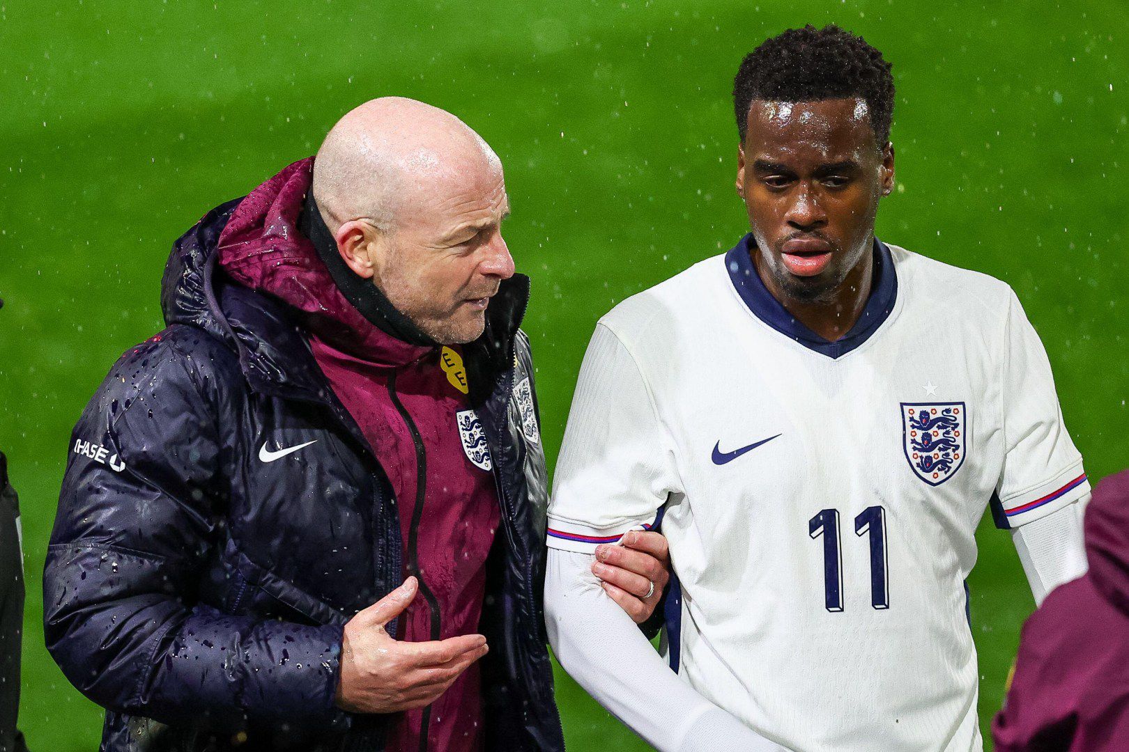 Medios británicos: el estado de Gittens no es grave tras la lesión y seguirá en la selección inglesa sub-21