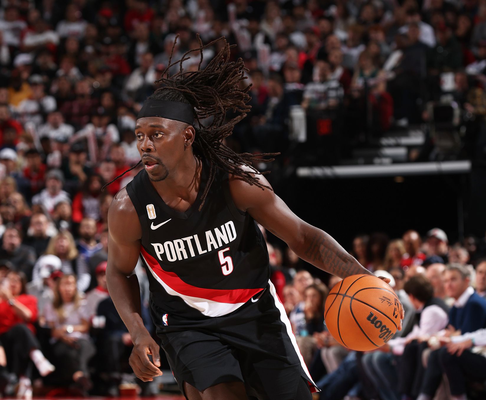 Los Trail Blazers dispararon un 47% desde un rango de tres puntos y realizaron 16 tiros de larga distancia en el juego.