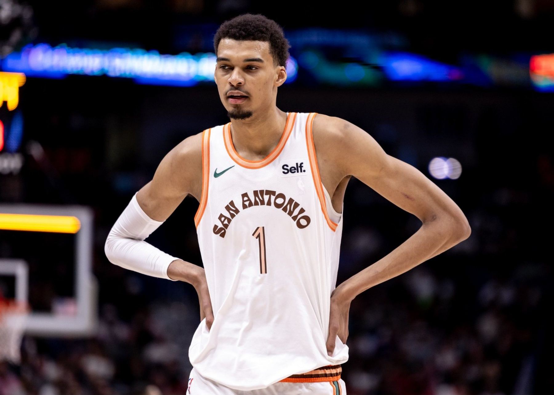 Wenban bloqueó tiros en 91 juegos consecutivos, estableciendo el récord más largo desde la victoria de Mutombo en 1996.