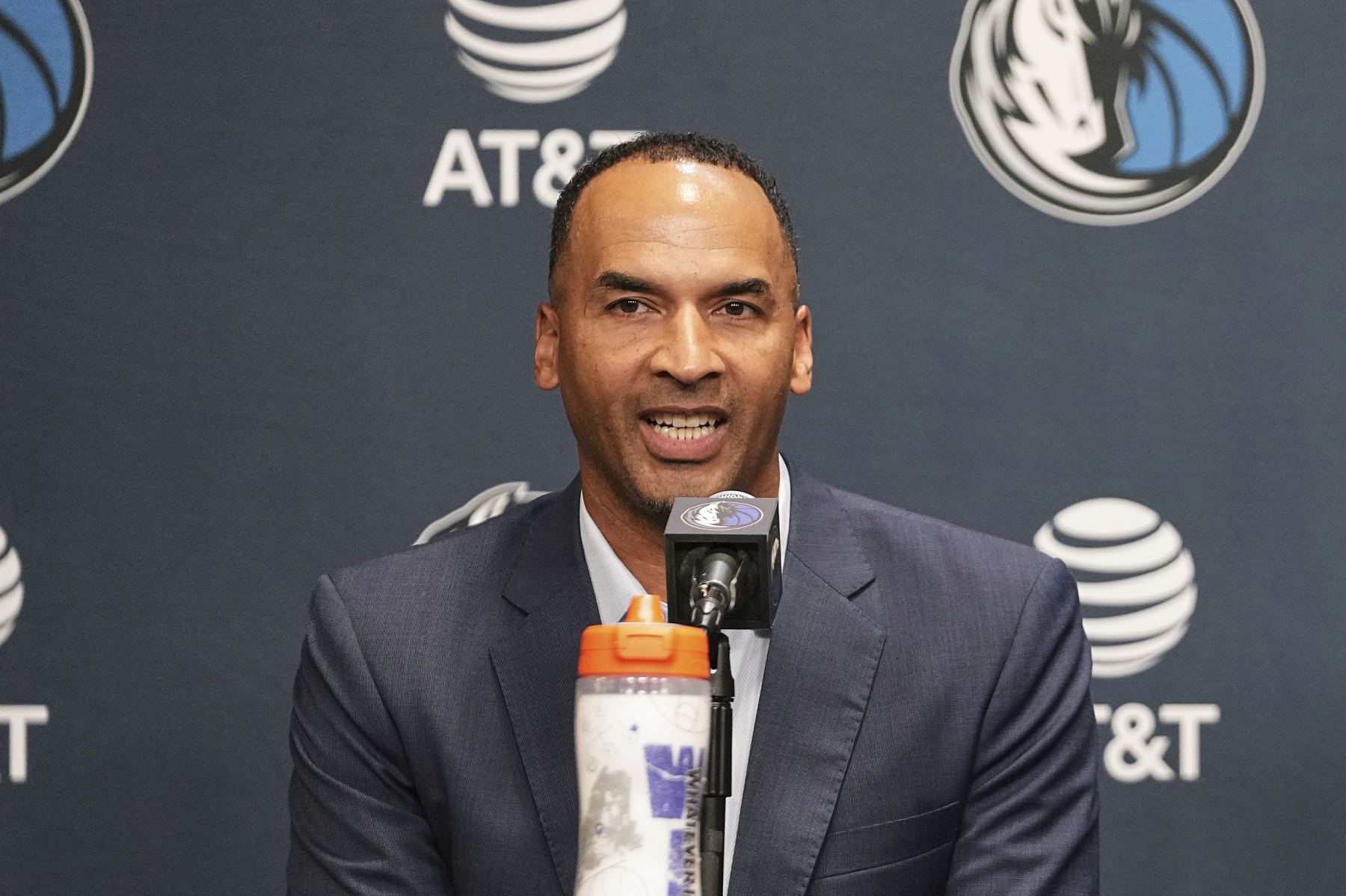 Doncic sobre el despido de Harrison: estoy centrado en los Lakers en este momento