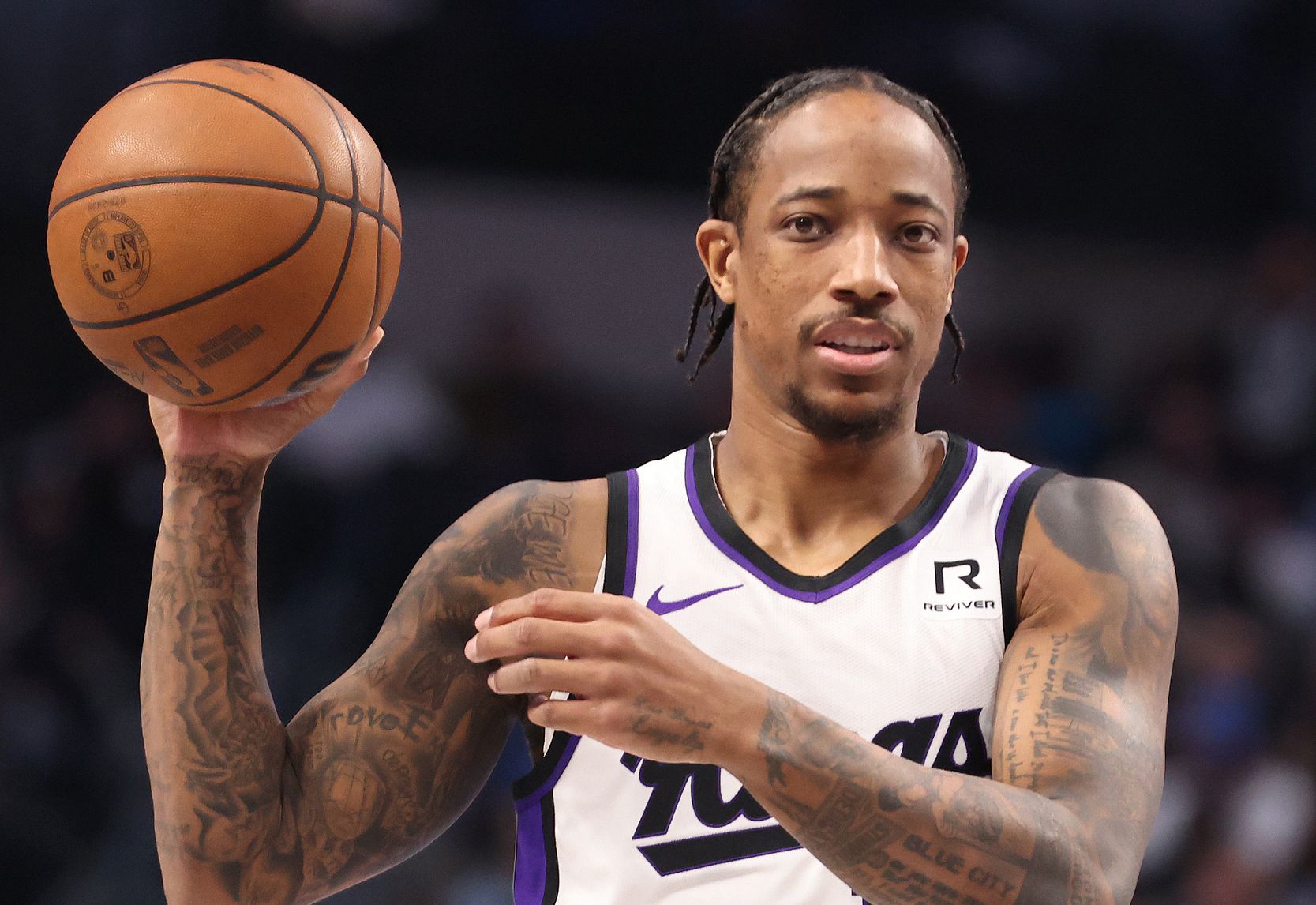 ¡Perdido! DeRozan anotó 4 puntos con 1 de 6 tiros, un mínimo de la temporada, con un más-menos de -31.