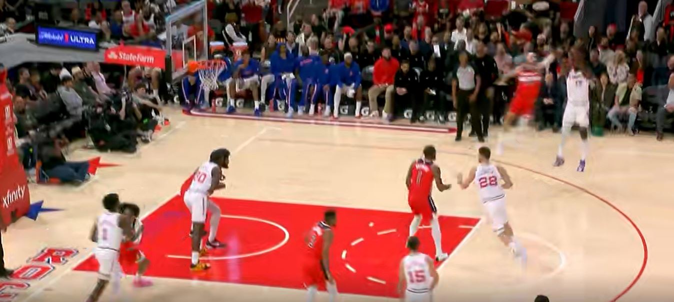 ¡Potencia de fuego total! 4 jugadores de los Rockets anotaron cifras dobles en el entretiempo y anotaron 81 puntos en el entretiempo