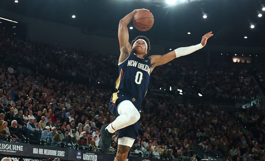 Fells contribuyó con 8 intercepciones en un solo juego, estableciendo un nuevo récord de la NBA para jugadores jóvenes.