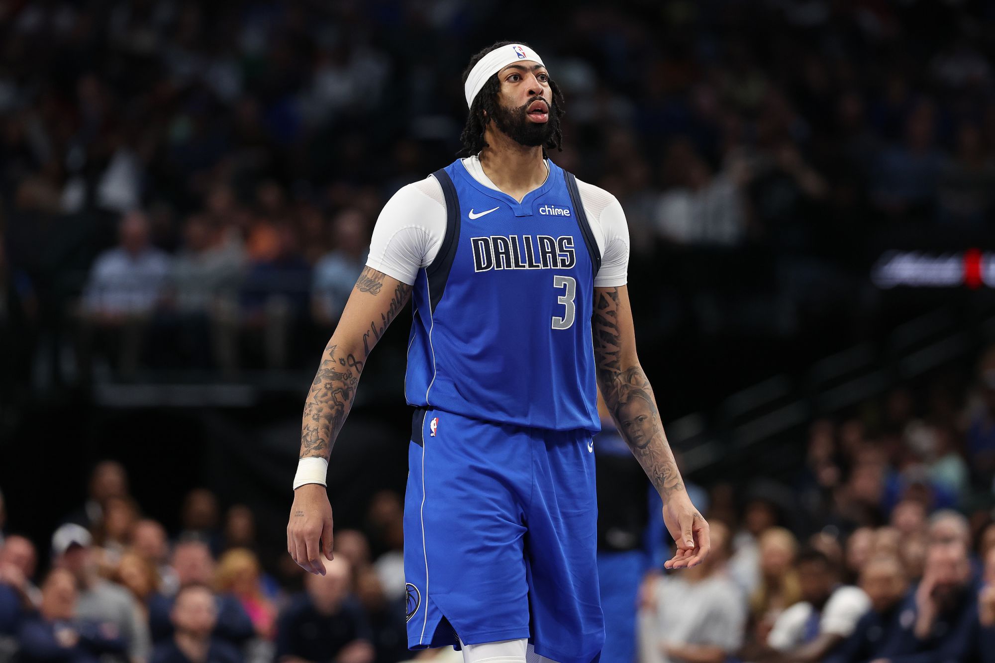Informe de lesiones de los Mavericks: Davis, quien anteriormente se lastimó la pantorrilla izquierda, ha sido elevado a duda.