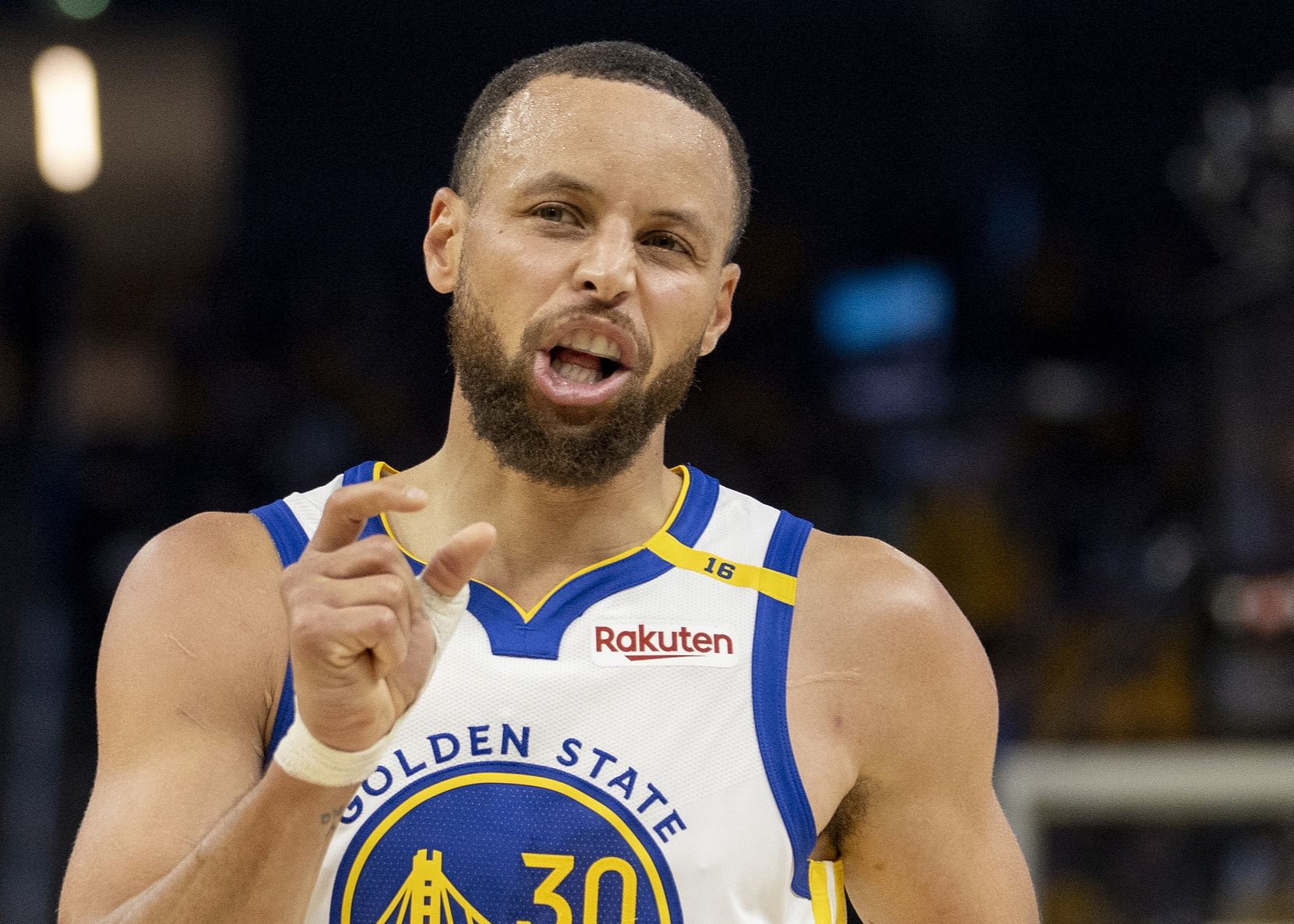 ¡El equipo local es un dragón y el equipo visitante es un insecto! Los Warriors suman 4 victorias y 0 derrotas como equipo local en lo que va de temporada y 1 victoria y 3 derrotas como equipo visitante.