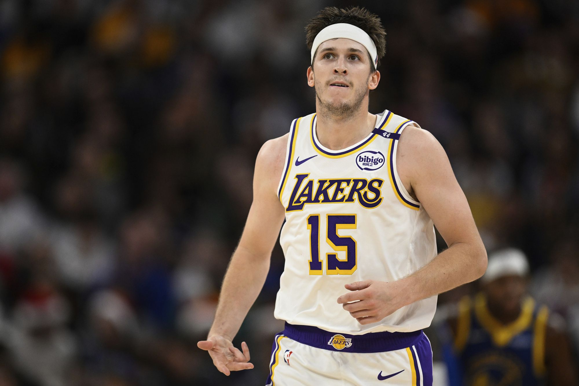¡hito! Reeves supera a Pope y pasa al séptimo lugar en la lista de triples de todos los tiempos de los Lakers
