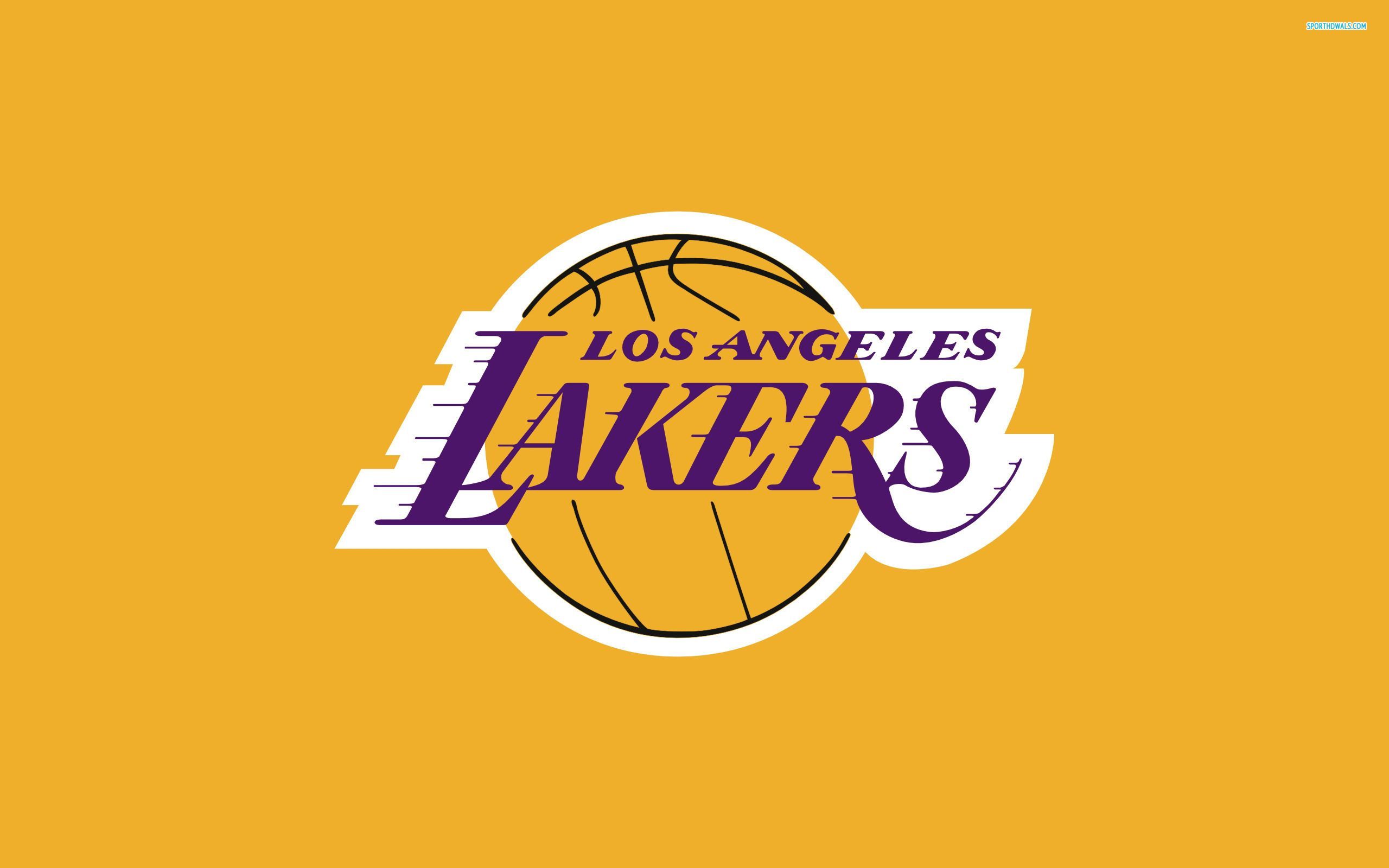 Los Lakers terminaron la primera mitad de la temporada con un récord de 5-0, empatados en el segundo lugar de la liga.