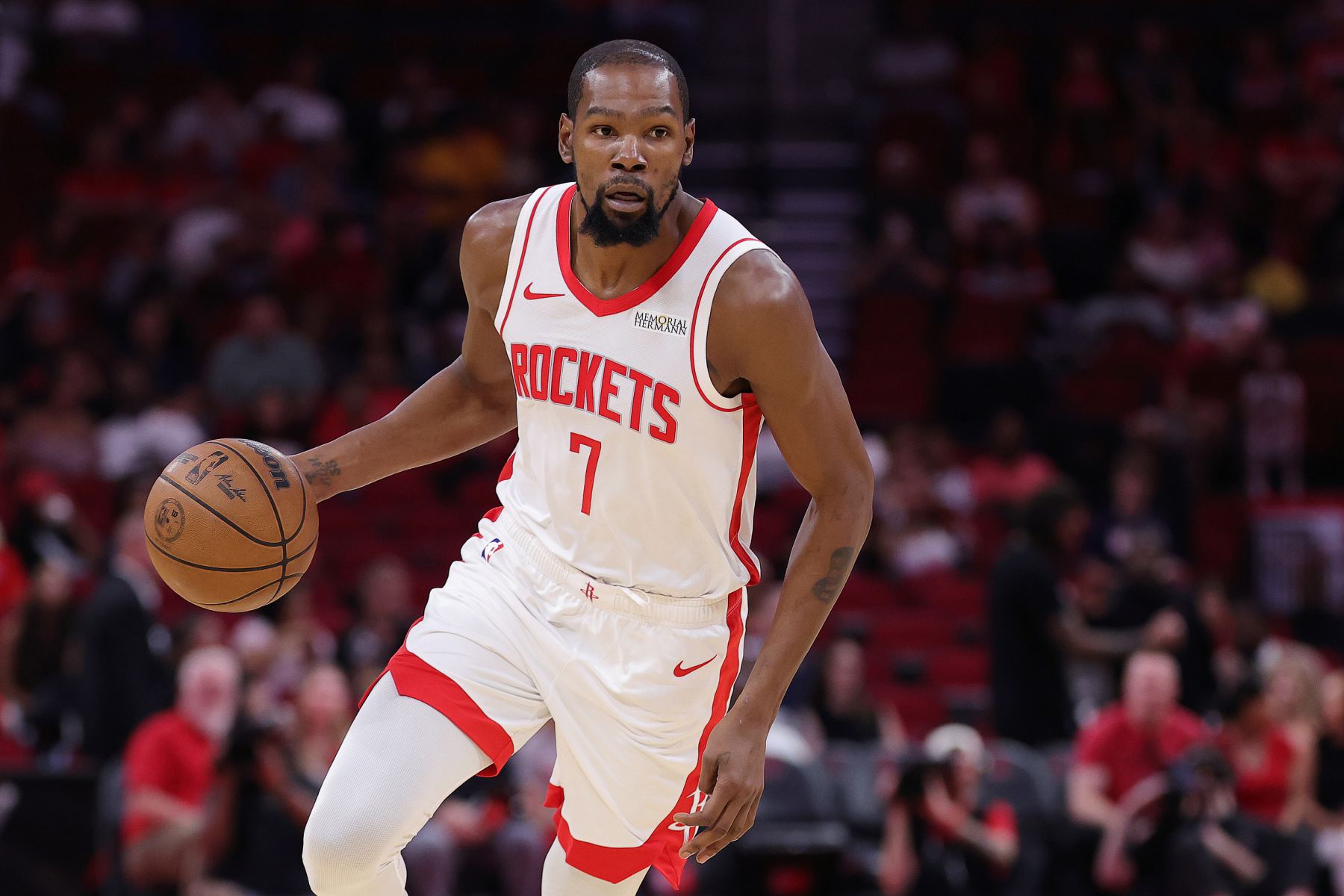 Durant anotó 16 puntos en el primer cuarto, anotando al menos 16 puntos en el primer cuarto por 21ª vez en su carrera.